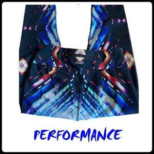 PERFORMANCE CELESTIAL LEGGINGS NWOT SMALL